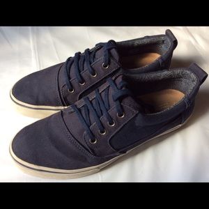 TOMS Men’s Navy Cotton Twill